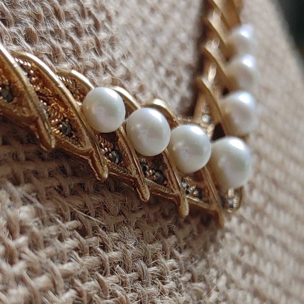 Vintage Akoya Pearl and Hematite Short Necklace